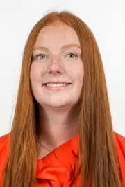 Clara Renner's Instagram, Twitter & Facebook