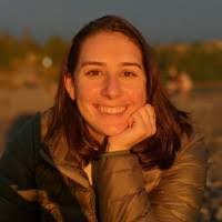 Laura Pettinger's Instagram, Twitter & Facebook