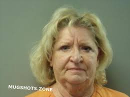 Lynette Duvall's Instagram, Twitter & Facebook