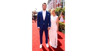 Jj Reddick And Chelsea Kilgore The Espys Bring Out Sexy Sporty Duos Popsugar Celebrity Photo 6