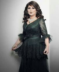 بعد هيفاء وهبي نوال الكويتية تطل بلمسة لابورجوازي Dresses Fashion Womens Fashion