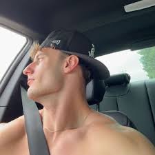 Daniel Chapin (@danielochapin)