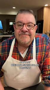 Copycat Benihana Ginger Salad Dressing! This is so delicious! Much better  homemade. #CopycatRecipe #Copycat #Benihana #GingerSaladDressing  #HomemadeDressing #JapaneseSalad #JapaneseDressing