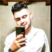 Alexis Piazza's Instagram, Twitter & Facebook