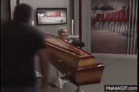 Последние твиты от sikera júnior international (@junior_sikera). Plantao Alagoas Siqueira Jr Saindo Do Caixao O Retorno On Make A Gif