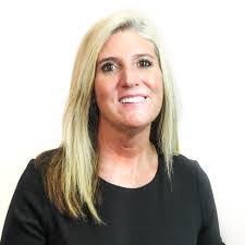 Julie Dishman's Instagram, Twitter & Facebook