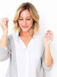 It turned out that curling short hair wasn't as easy as i had expected. 7 Ways To Get Soft Waves Even For Short Hair Hello Glow