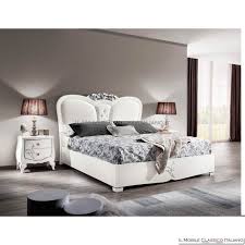 Letto contenitore con testata imbottita di homeplaneur. Letto Con Testiera Imbottita Il Mobile Classico Italiano