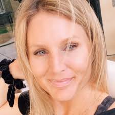 Angelia Jansen (@one_good_shot_)