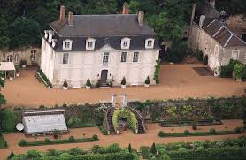Mick Jagger Sta Trascorrendo La Quarantena Nel Suo Immenso Castello In Francia E La Mia Oasi Di Pace Guarda Le Foto