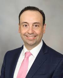 Ali Duarte's Instagram, Twitter & Facebook