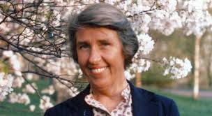 Julie P. Nicholson, Grande Dame of Yacht Charter, Dies