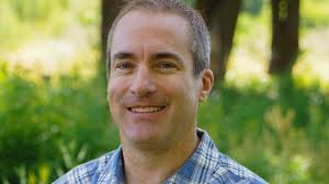 Outgoing county commissioner warns of echo chamber