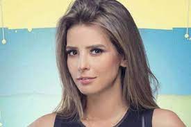 فُجعت الممثلة المصرية إيمان العاصي بوفاة والدها عبد العظيم العاصي، اليوم، بعد صراع مع المرض. Ø§ÙŠÙ…Ø§Ù† Ø§Ù„Ø¹Ø§ØµÙŠ Ø¨Ø¥Ø·Ù„Ø§Ù„Ø© Ø´ÙØ§ÙØ© ÙˆØ§Ù„Ø¬Ù…Ù‡ÙˆØ± ÙŠÙ†ØªÙ‚Ø¯Ù‡Ø§ ÙˆÙŠØµÙÙ‡Ø§ Ø¨Ø§Ù„Ø¬Ø±ÙŠØ¦Ø© Ù…Ø¬Ù„Ø© Ø§Ù„Ø¬Ù…ÙŠÙ„Ø©