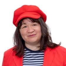 Kizzy Wade's Instagram, Twitter & Facebook