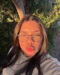 Mabel Quick's Instagram, Twitter & Facebook