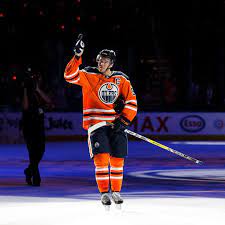 Connor Mcdavid From Nhl On Instagram Two Days Four Hat Tricks Mcdavid Simmonds Ovechkin Saad Nhlfac Nhl Nhl Players Mcdavid