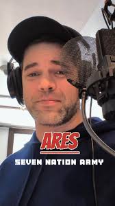 black & blue (from left to right) Guitar/Bass: Mikael @m1kael_aom Vocals:  Jeremy Jordan @jeremymjordan Violin: Sarah Charness @sarahpinkviolin Drums: Matt  Graff @matt_graff_music 📸: @seanturipro 🎨: @mlr3nt