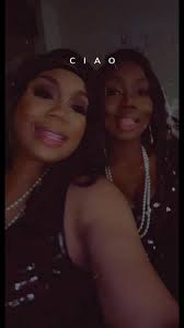 Hillary Hewitt (@ohhhhills26)