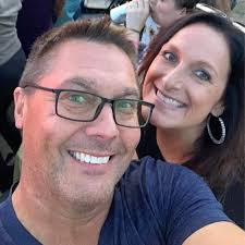 All 4 seasons of Mr. Robot are coming to Netflix US