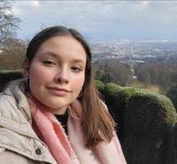 Lea Scherer's Instagram, Twitter & Facebook