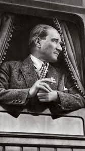Aşağıdan atatürk'e yada dönemine ait resimleri takip edebilirsiniz, ayrı olarak bu dev listeye olmayan resimleri önermek isterseniz, konunun altındaki öneri bölümünü kullanabilirsiniz. Ataturk Resimleri Icin 950 Fikir 2021 Resim Fotograf Tarih