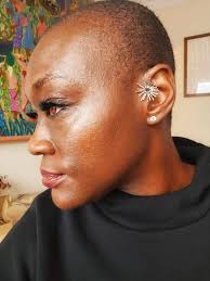 i found out very recently that i officially have bilateral sensorineural  hearing loss (mild, but there). 💛 i've had hearing aids since 2019  (initially largely for my awful tinnitus) & have been