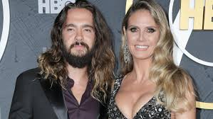 Tom, 29, couldn't take his eyes off his beautiful bride, 46, as they said their vows underneath a floral awning on the deck of the luxury christina o yacht. Heidi Klum So Versteht Sich Tom Kaulitz Mit Ihren Kindern