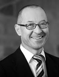 Der Mensch: die zentrale Erfolgsvoraussetzung im Tourismus