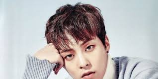 Xiumin age, height, weight, height & measurements as of 2020, xiumin age is 30 years old. Who Is Xiumin Dating Xiumin Girlfriend Wife
