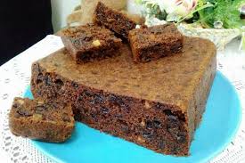 Sebenarnya ita buat kek ini sebelum ita pulang ke kota bahru minggu lalu. Resipi Kek Buah Kukus Moist Yang Mudah Terlajak Sedap Sekali Cuba Payah Nak Berhenti Makan Weh