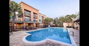 If you're looking for a hotel with a swimming pool in gulf shores, look no farther. Courtyard By Marriott Gulf Shores Craft Farms From 115 Gulf Shores Hotels Kayak