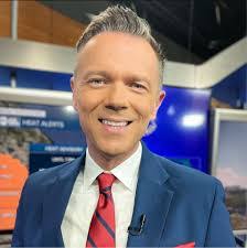 Andre Staten's Instagram, Twitter & Facebook