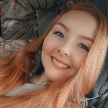 Heather Cutshall's Instagram, Twitter & Facebook