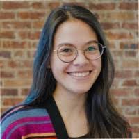 Marisa Kelly's Instagram, Twitter & Facebook