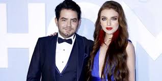 Mira el último video de josé eduardo (@jose_eduardo_derbez). Jose Eduardo Derbez And Barbara Escalante Dating Gossip News Photos