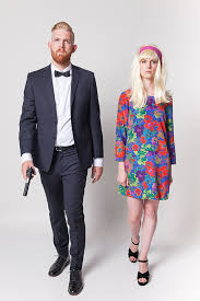 Halloween Couples Costumes James Bond Say Yes Couples Costumes Easy Couples Costumes Couple Halloween