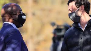 Une multitude de groupes politiques mobilisent leur camp pour ce scrutin crucial. Ykeylwxfm0em1m