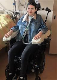 Nina A C2 Complete By Misschairvent On Deviantart Wheelchair Women Quadriplegic Classic Outfits
