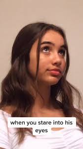 Amelia Cash's Instagram, Twitter & Facebook