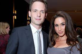 Sie wurde in der rolle der rachel zane in der fernsehserie suits bekannt. Herzogin Meghan Suits Kollege Patrick Adams Schiesst Gegen Royals Gala De