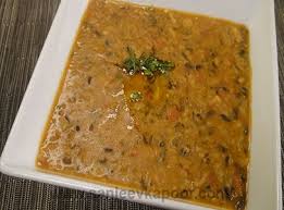 How To Make Ma Choliyan Di Dal Recipe By Masterchef Sanjeev Kapoor Indian Food Recipes Recipes Dal Recipe