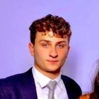 Samantha Yono's Instagram, Twitter & Facebook