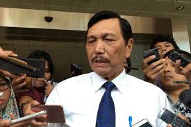 Jun 06, 2021 · luhut menjelaskan, pertemuan ini membahas sejumlah agenda kerja sama penting kedua negara di antaranya terkait proyek kerja sama prioritas, perdagangan, ekonomi, dan investasi. Berangkat Ke China Luhut Akan Tawarkan 15 Proyek