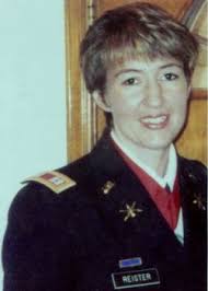 Capt Lynn Ann Armstrong Reister (1971-2001)