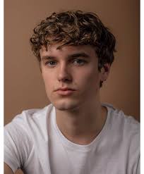 Oliver Quinn Male Model