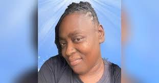 Lashell Smith's Instagram, Twitter & Facebook