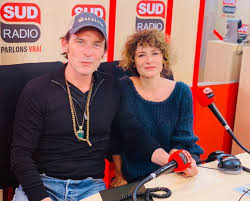 Sagamore stévenin débute au cinéma en 1991 dans la totale de claude zidi. Sagamore Stevenin En France Il Y A Trop De Gens A La Tele Qui Sont Payes Pour Avoir Peur Sud Radio