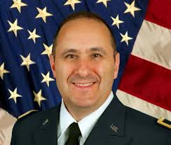 La scritta, in arabo, riporta il tawḥīd.: I Talebani Uccidono A Kabul Il Generale Greene Analisi Difesa