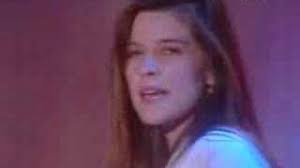 De son vrai nom corynne charbit, elle avait fait danser les foules en 1986 au rythme de boule de flipper (écrit par le chanteur christophe), un de ses tubes présents sur son album toi. Corynne Charby Les 5 Chansons Qui Ont Forge Sa Carriere Nostalgie Fr